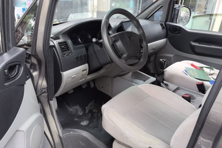 Used FORTHING Lingzhi 2018 M3 1.5L 5-Seat Base Model Driver Seat