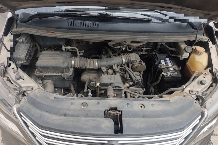 Used FORTHING Lingzhi 2018 M5L 1.6L 7-Seater Comfort Model Engine Bay