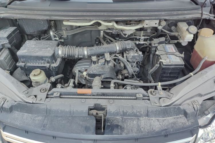 Used FORTHING Lingzhi 2018 M3 1.5L 5-Seat Base Model Engine Bay