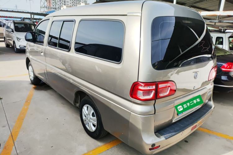 Used FORTHING Lingzhi 2018 M5 1.6L 7-Seater Comfort Model Exterior 2