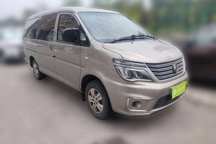 Used FORTHING Lingzhi 2018 M5L 1.6L 7-Seater Comfort Model Front Right 45 Deg