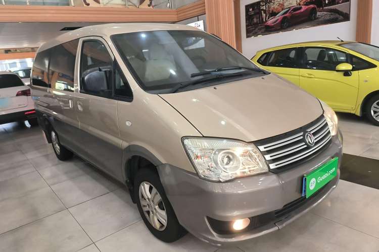 Used FORTHING Lingzhi 2018 M3 1.6L 7-Seater Comfort Model Front Right 45 Deg