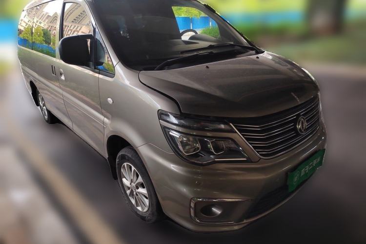 Used FORTHING Lingzhi 2018 M5L 1.6L 7-Seater Luxury Model Front Right 45 Deg