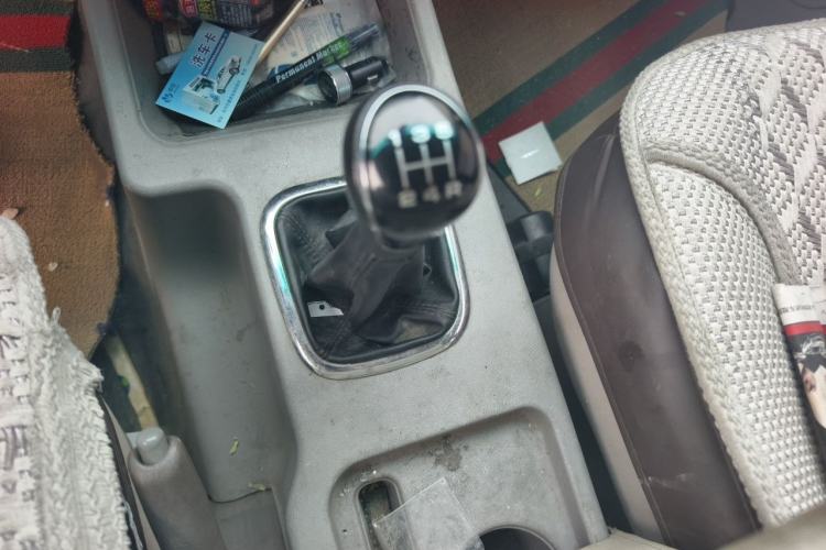 Used FORTHING Lingzhi 2018 M3 1.5L 5-Seat Base Model Gear Lever