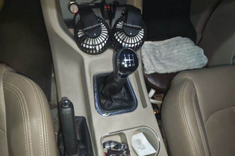 Used FORTHING Lingzhi 2018 M5L 1.6L 7-Seater Luxury Model Gear Lever