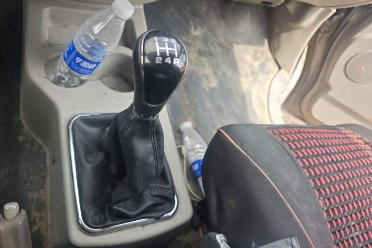 Used FORTHING Lingzhi 2018 V3L 1.6L 2-Seat Logistics Version Gear Lever