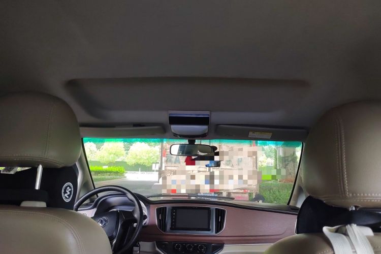 Used FORTHING Lingzhi 2018 M5L 1.6L 7-Seater Luxury Model Headliner