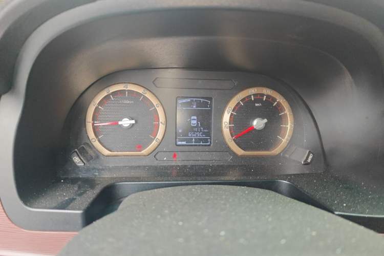 Used FORTHING Lingzhi 2018 M5L 1.6L 7-Seater Luxury Model Instrument Cluster
