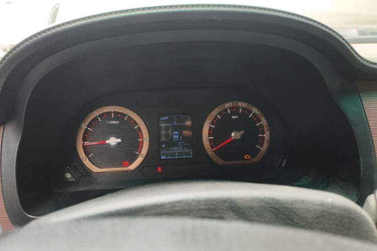 Used FORTHING Lingzhi 2018 M5L 1.6L 7-Seater Luxury Model Instrument Cluster
