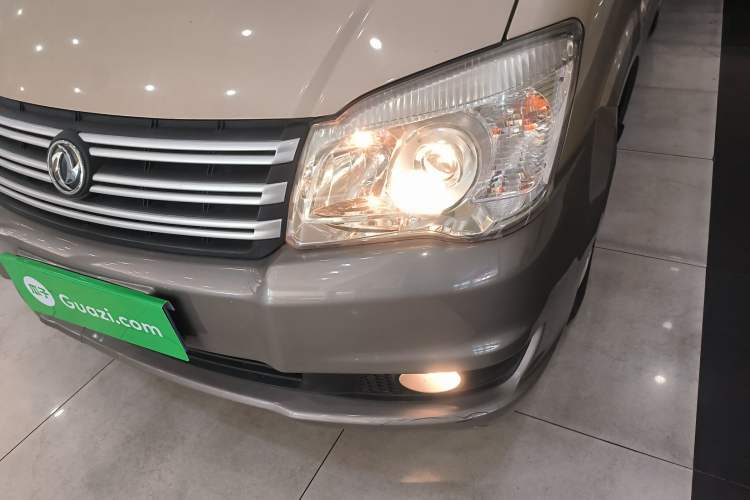 Used FORTHING Lingzhi 2018 M3 1.6L 7-Seater Comfort Model Left Front Headlight