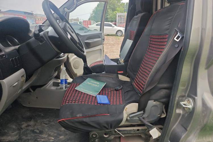 Used FORTHING Lingzhi 2018 V3L 1.6L 2-Seat Logistics Version Left Front Seat