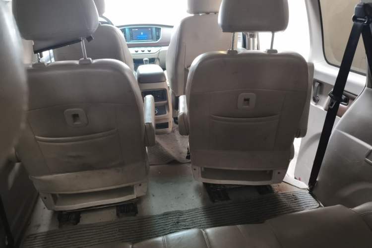Used FORTHING Lingzhi 2018 M5L 1.6L 7-Seater Luxury Model Left Rear Seat