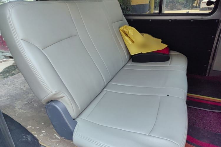 Used FORTHING Lingzhi 2018 M3 1.5L 5-Seat Base Model Left Rear Seat