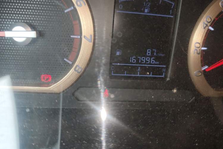 Used FORTHING Lingzhi 2018 M5L 1.6L 7-Seater Comfort Model Odometer Close Up