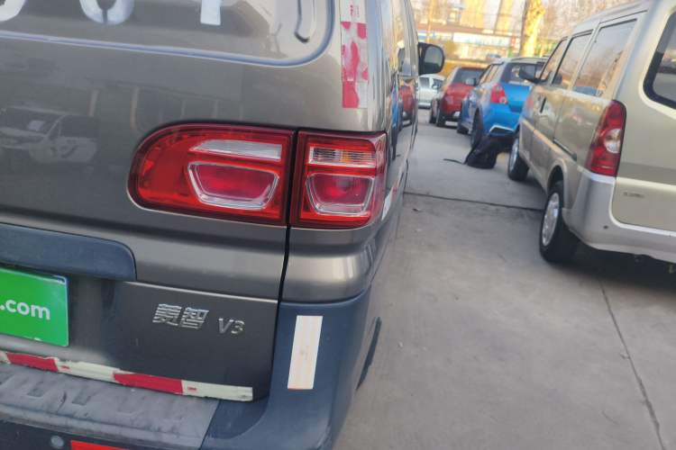 Used FORTHING Lingzhi 2018 V3L 1.6L 2-Seat Logistics Version Right Rear Taillight