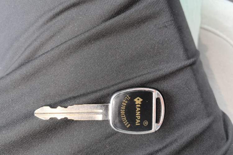 Used FORTHING Lingzhi 2018 M3 1.5L 5-Seat Base Model Vehicle Key