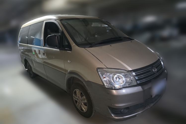 Used FORTHING Lingzhi 2018 M3 1.6L 7-Seater Comfort Model Front Right 45 Deg