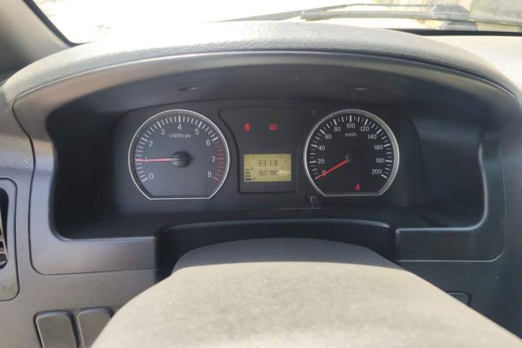 Used FORTHING Lingzhi 2018 M3L 1.6L 7-Seater Comfort Model Instrument Cluster
