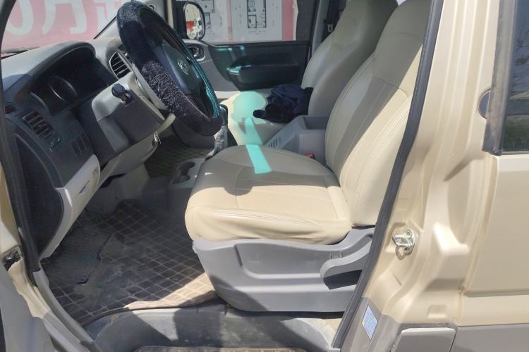 Used FORTHING Lingzhi 2018 M3L 1.6L 7-Seater Comfort Model Left Front Seat