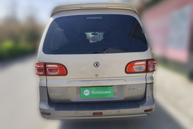Used FORTHING Lingzhi 2018 M3L 1.6L 7-Seater Comfort Model Rear