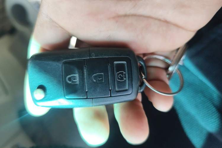 Used FORTHING Lingzhi 2018 M3L 1.6L 7-Seater Comfort Model Vehicle Key