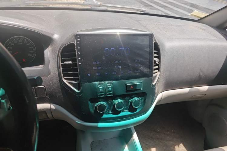 Used FORTHING Lingzhi 2018 M3 1.5L 5-Seat Base Model Audio And AC Panel