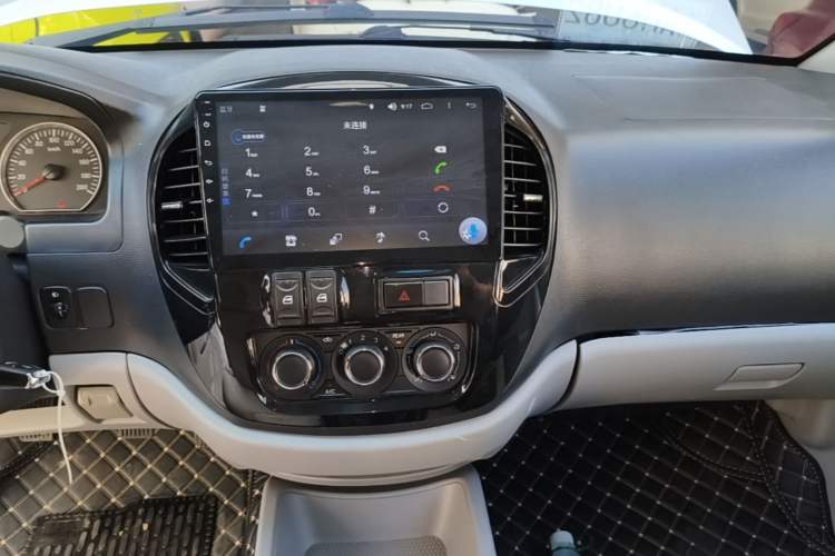 Used FORTHING Lingzhi 2018 M3 1.5L 5-Seat Base Model Audio And AC Panel