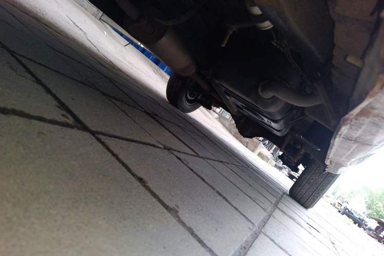 Used FORTHING Lingzhi 2018 M3 1.5L 5-Seat Base Model Chassis Front Left