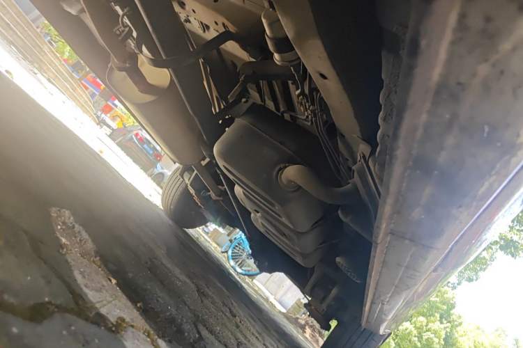 Used FORTHING Lingzhi 2018 M3 1.5L 5-Seat Base Model Chassis Front Left