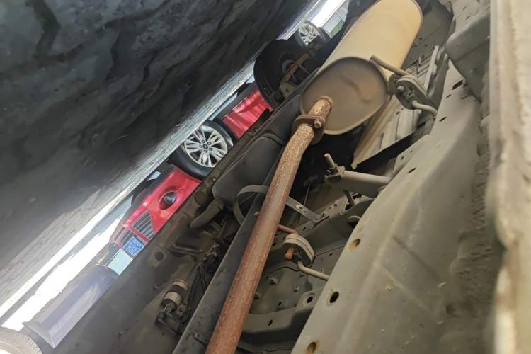Used FORTHING Lingzhi 2018 M3 1.5L 5-Seat Base Model Chassis Front Right