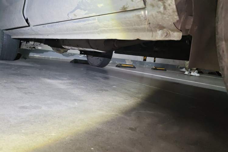 Used FORTHING Lingzhi 2018 M3 1.5L 5-Seat Base Model Chassis Front Right