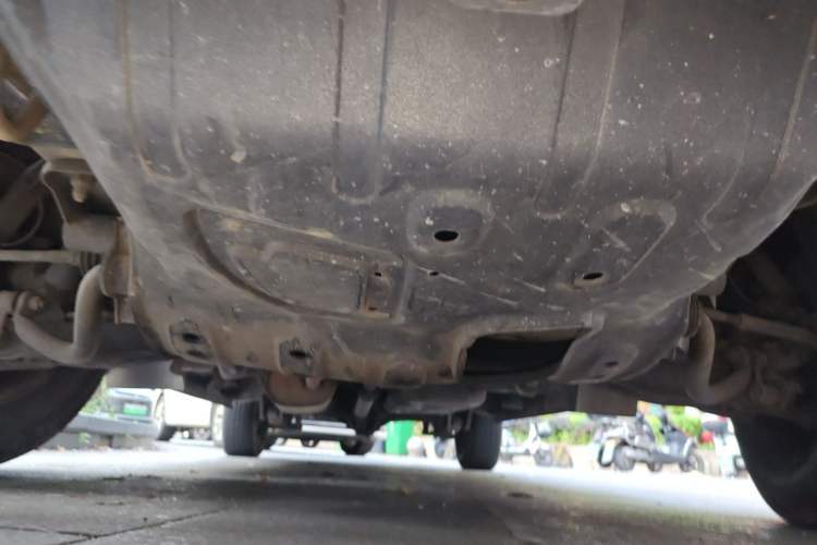 Used FORTHING Lingzhi 2018 M3 1.5L 5-Seat Base Model Chassis Front