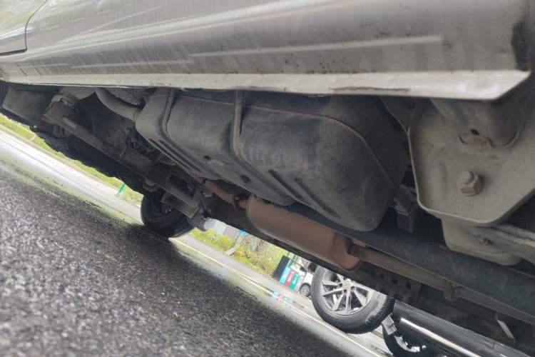 Used FORTHING Lingzhi 2018 M3L 1.6L 7-Seater Comfort Model Chassis Rear Left