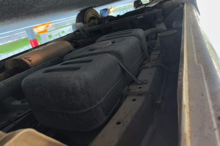 Used FORTHING Lingzhi 2018 M3L 1.6L 7-Seater Comfort Model Chassis Rear Left