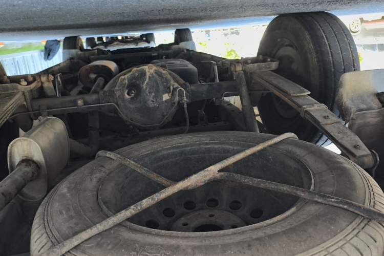 Used FORTHING Lingzhi 2018 M3L 1.6L 7-Seater Comfort Model Chassis Rear