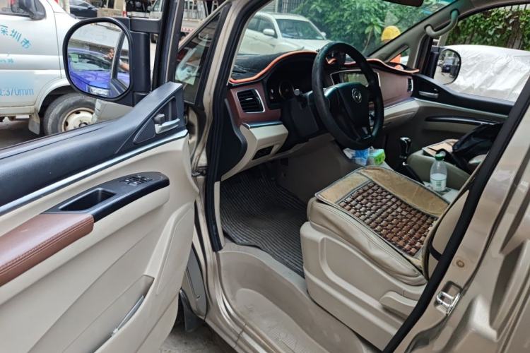Used FORTHING Lingzhi 2018 M5L 1.6L 7-Seater Luxury Model Driver Seat