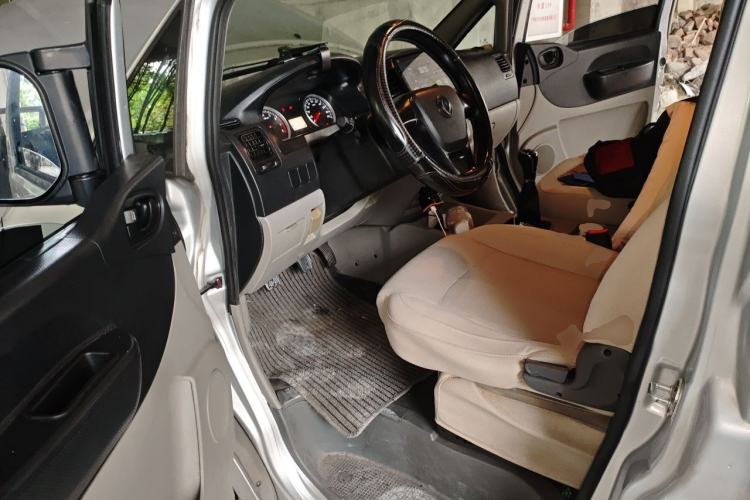 Used FORTHING Lingzhi 2018 M3 1.5L 5-Seat Base Model Driver Seat