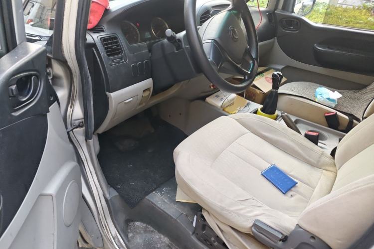 Used FORTHING Lingzhi 2018 M3 1.5L 5-Seat Base Model Driver Seat
