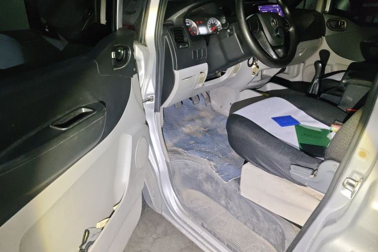 Used FORTHING Lingzhi 2018 M3 1.5L 5-Seat Base Model Driver Seat