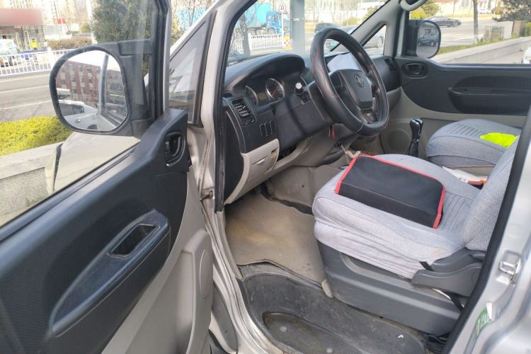 Used FORTHING Lingzhi 2018 M3 1.6L 7-Seater Comfort Model Driver Seat