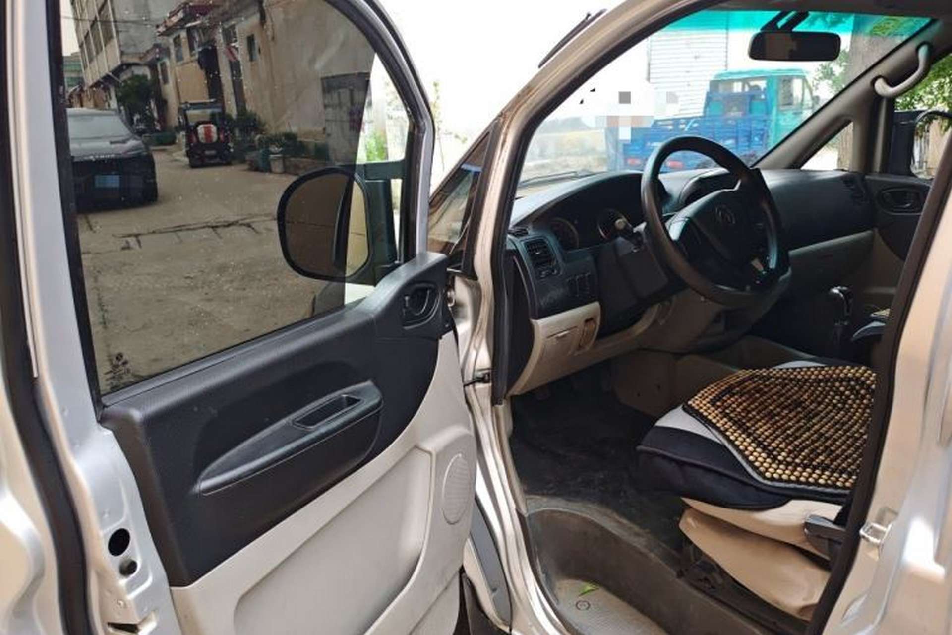 Used FORTHING Lingzhi 2018 M3 1.5L 5-Seat Base Model Driver Seat