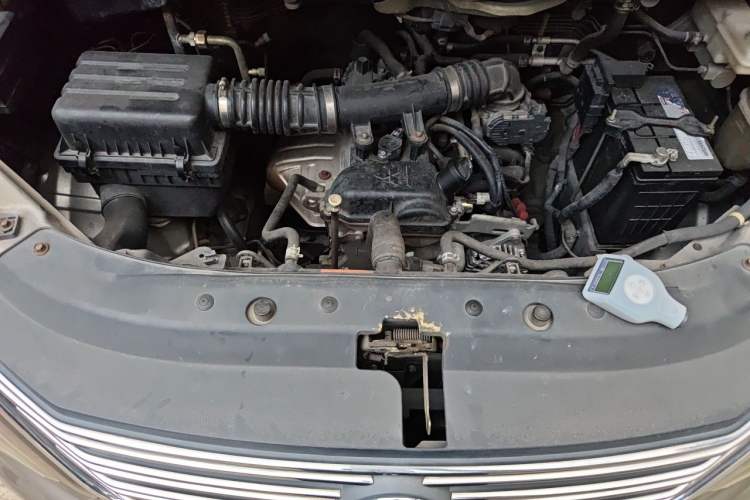 Used FORTHING Lingzhi 2018 M5L 1.6L 7-Seater Luxury Model Engine Bay