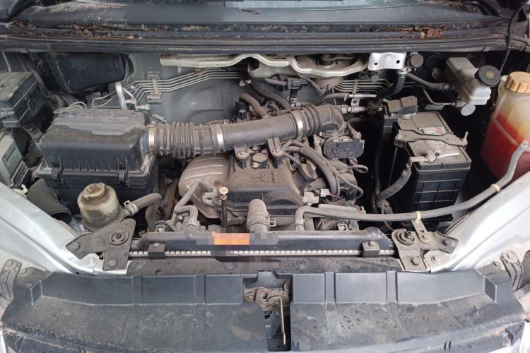 Used FORTHING Lingzhi 2018 M3 1.5L 5-Seat Base Model Engine Bay