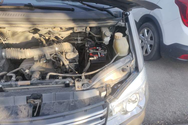 Used FORTHING Lingzhi 2018 M3 1.5L 5-Seat Base Model Engine Bay Left