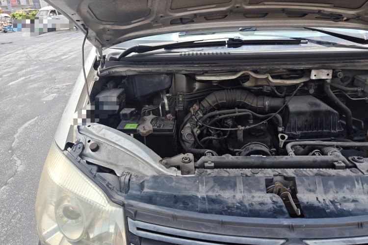 Used FORTHING Lingzhi 2018 V3L 1.6L 2-Seat Logistics Version Engine Bay Right