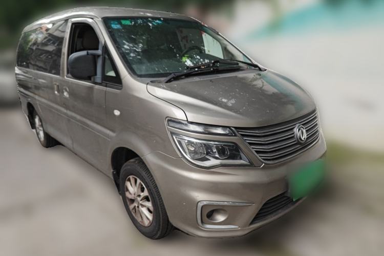 Used FORTHING Lingzhi 2018 M5L 1.6L 7-Seater Luxury Model Front Right 45 Deg