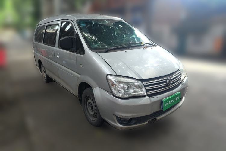 Used FORTHING Lingzhi 2018 M3 1.6L 7-Seater Comfort Model Front Right 45 Deg