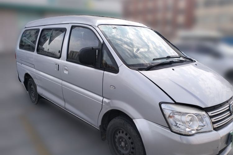 Used FORTHING Lingzhi 2018 M3 1.6L 7-Seater Comfort Model Front Right 45 Deg