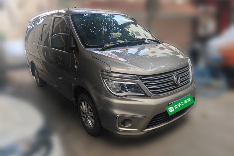 Used FORTHING Lingzhi 2018 M5L 1.6L 7-Seater Luxury Model Front Right 45 Deg