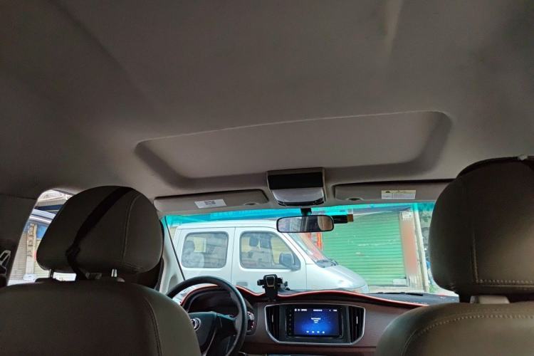 Used FORTHING Lingzhi 2018 M5L 1.6L 7-Seater Luxury Model Headliner